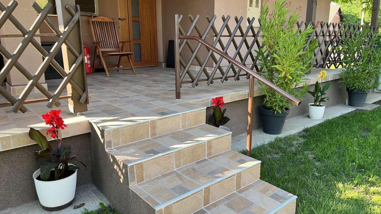 Apartament Turul -Kuca Za Odmor- Korod Zewnętrze zdjęcie